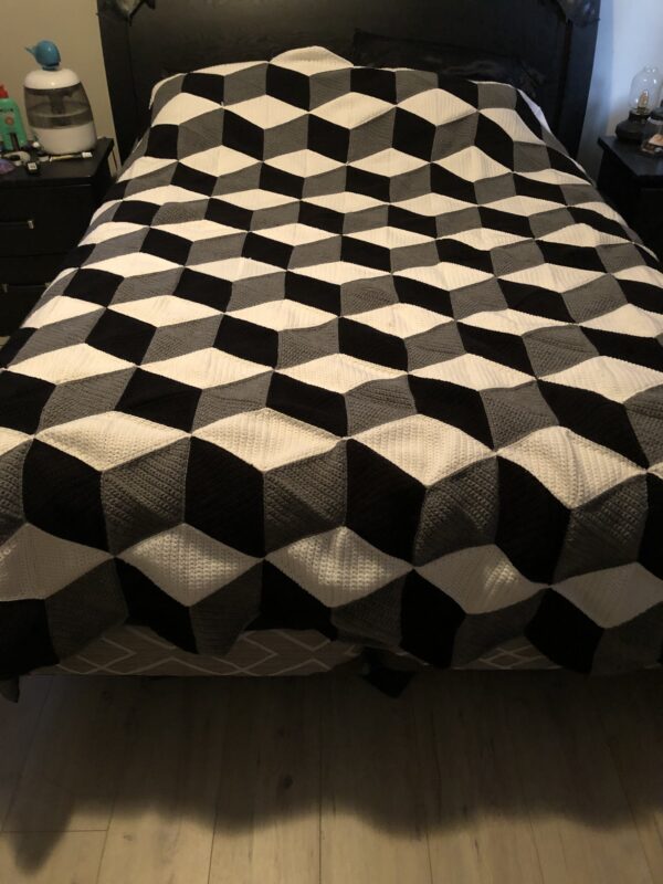 Optical Illusion 3D Blanket