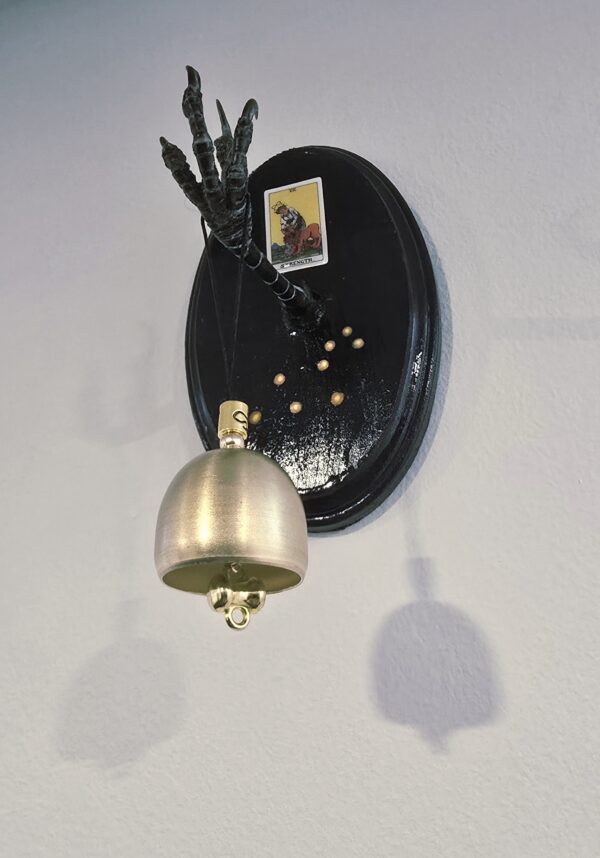 Protection Bell Leo Strength