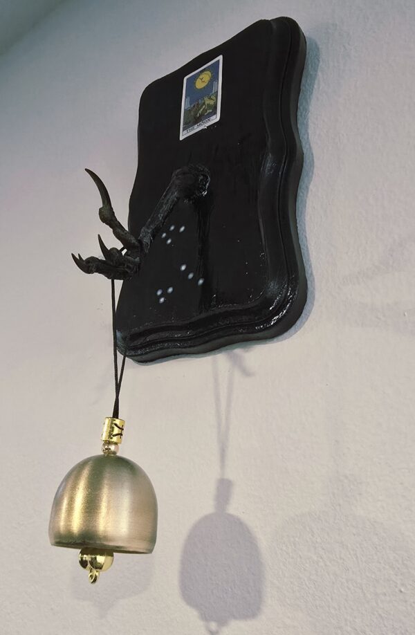 Protection Bell Pisces Moon